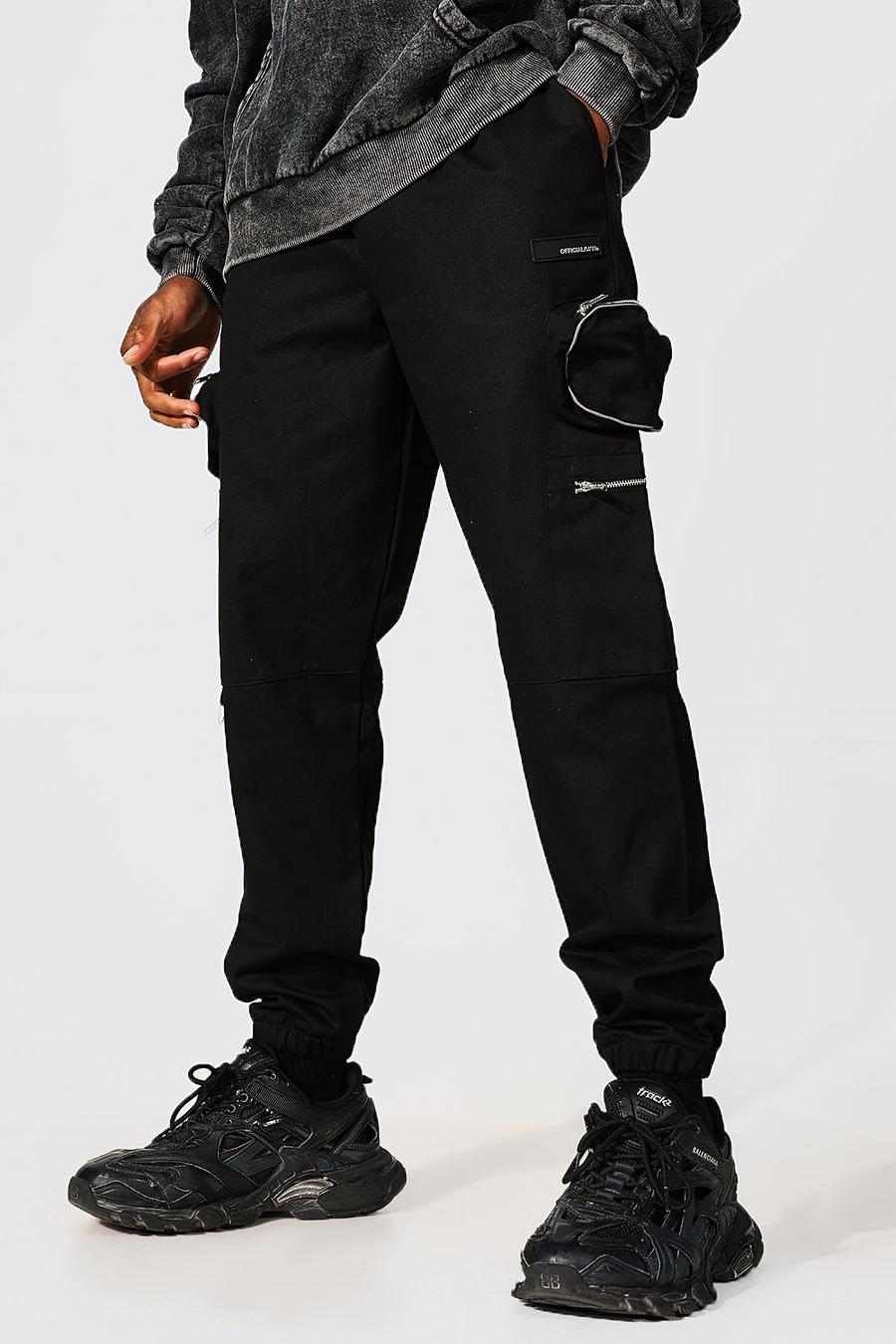 Pantalon cargo à poches multiples en relief, Black image number 1