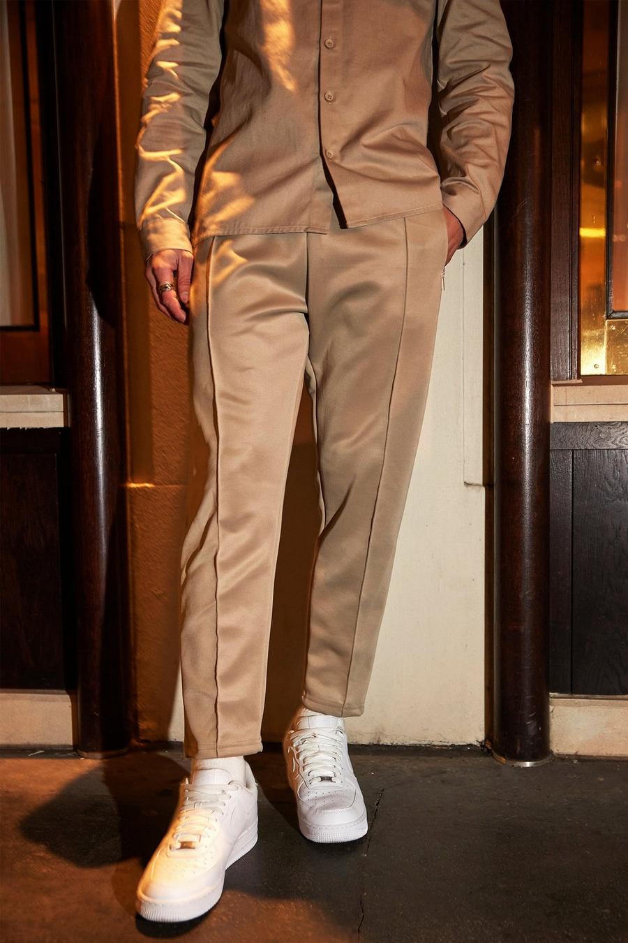 Stone beige Scuba Pintuck Tapered Jogger image number 1
