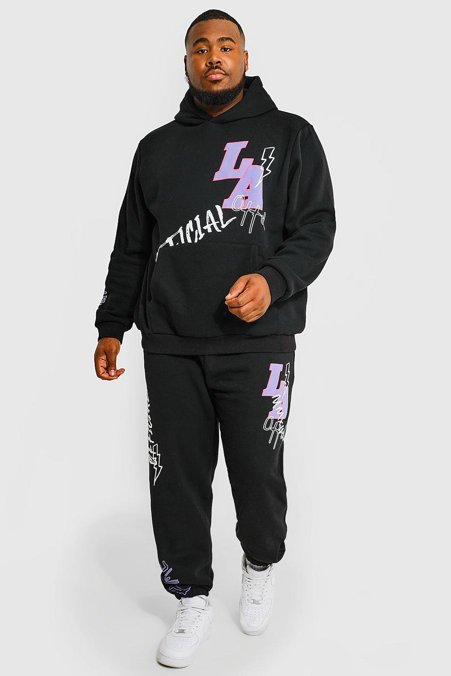 שחור חליפת טרנינג בסגנון נבחרת ספורט עם הדפס גרפיטי בולט וקפוצ'ון, מידות גדולות image number 1