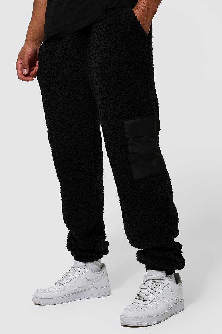 Black Tall - Joggers i teddy och nylon med cargofickor image number 1