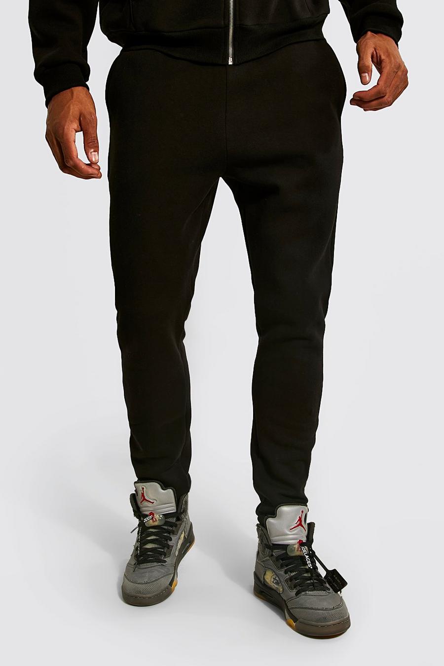 Pantaloni tuta Tall con stampa a caratteri arrotondati tono su tono, Black image number 1