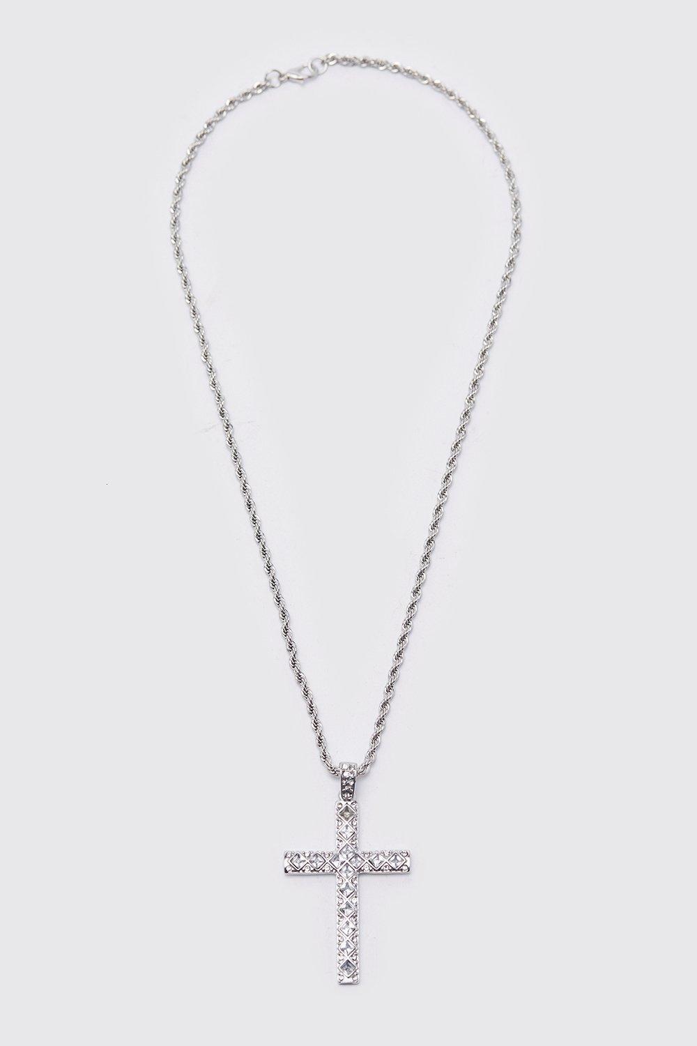 Collier en chaîne argentée avec pendentif croix à strass