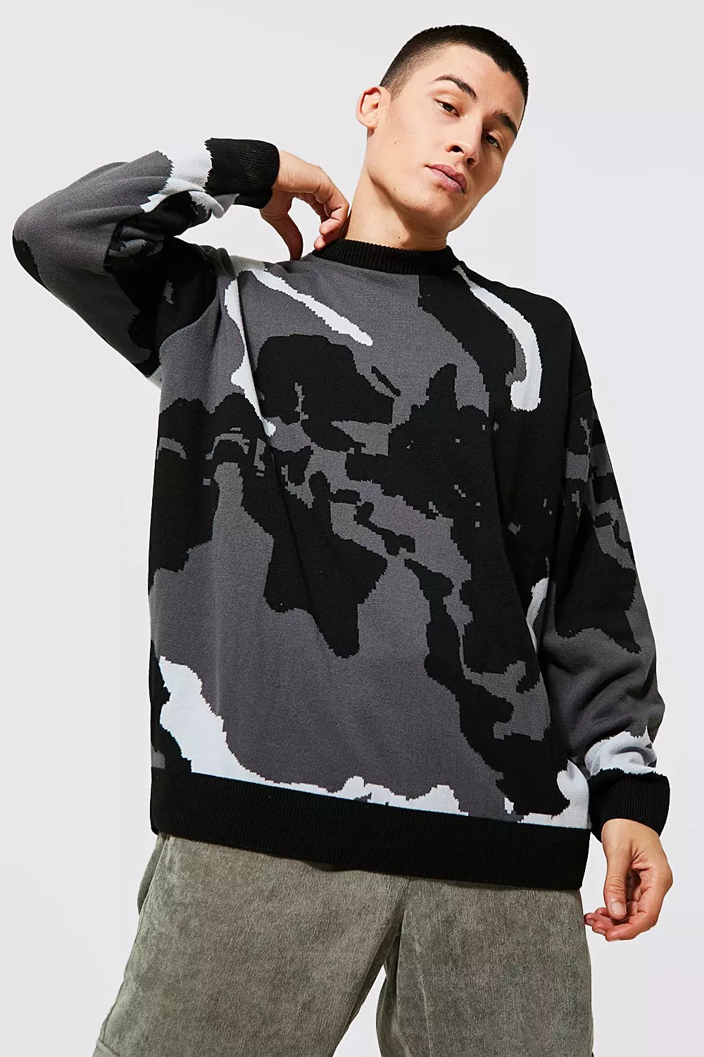 Black camo jumper hotsell