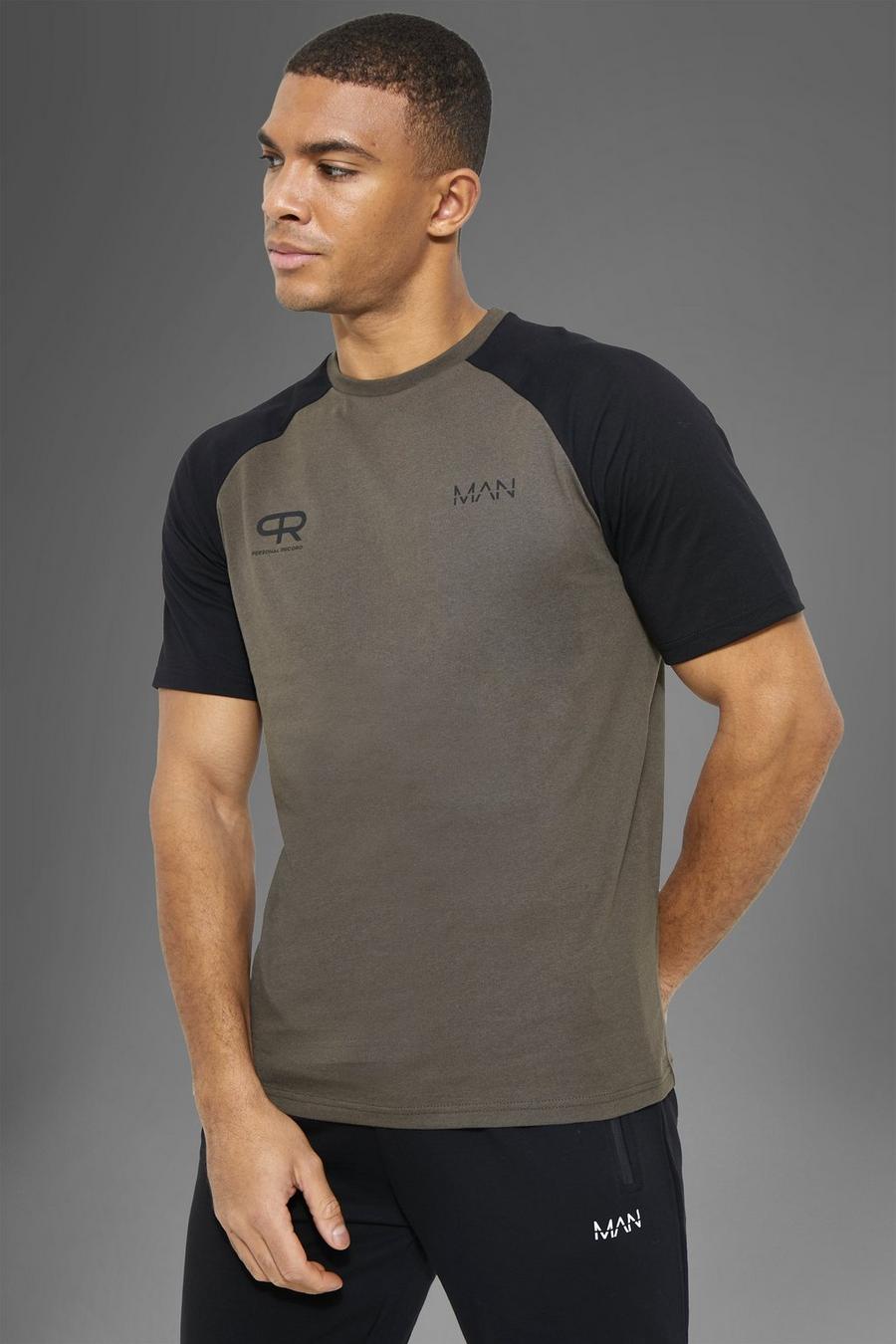 Khaki Man Active Gym Contrast T-Shirt image number 1