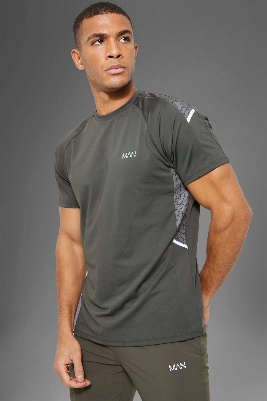 Khaki kaki Man Active Gym Panel Detail T-Shirt image number 1
