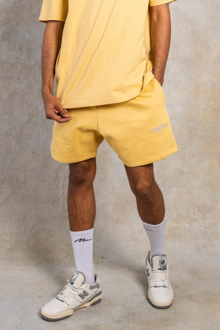 Pantalón corto Regular Limited grueso, Yellow image number 1