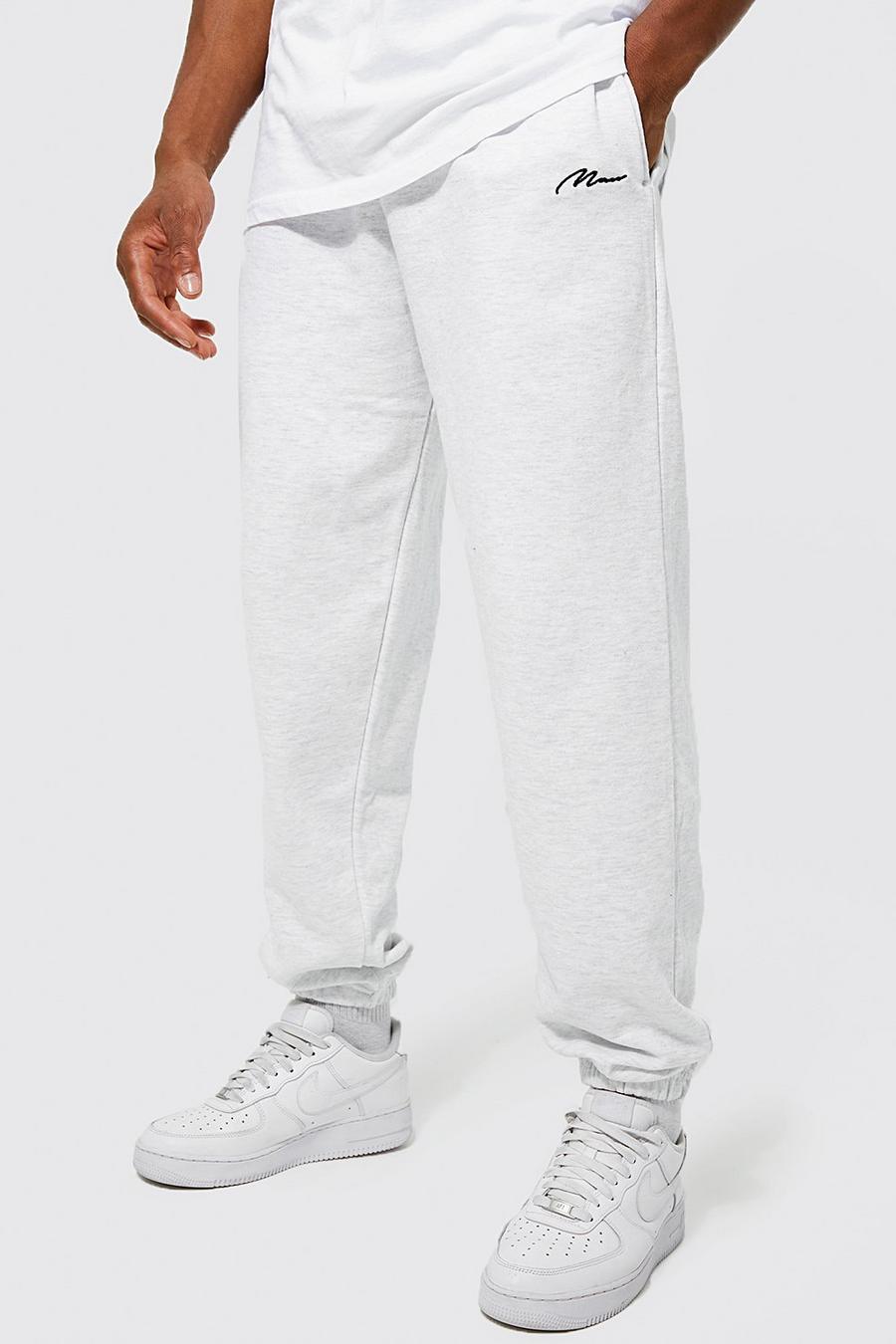 Pantaloni tuta Basic comodi con firma Man, Ash grey image number 1