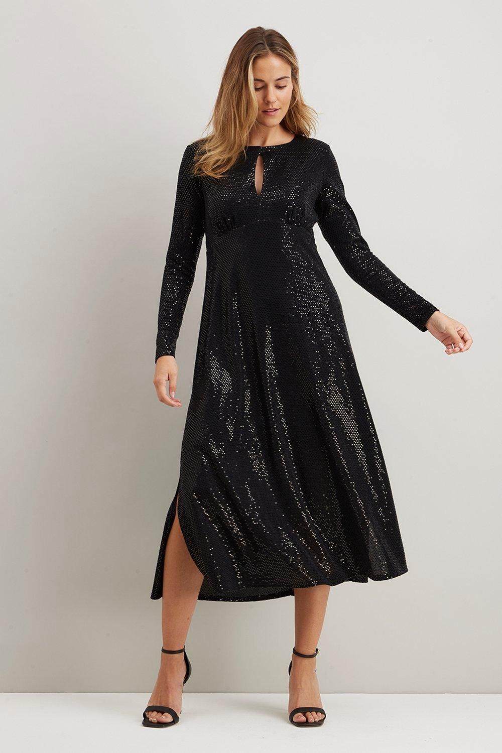 wallis sequin