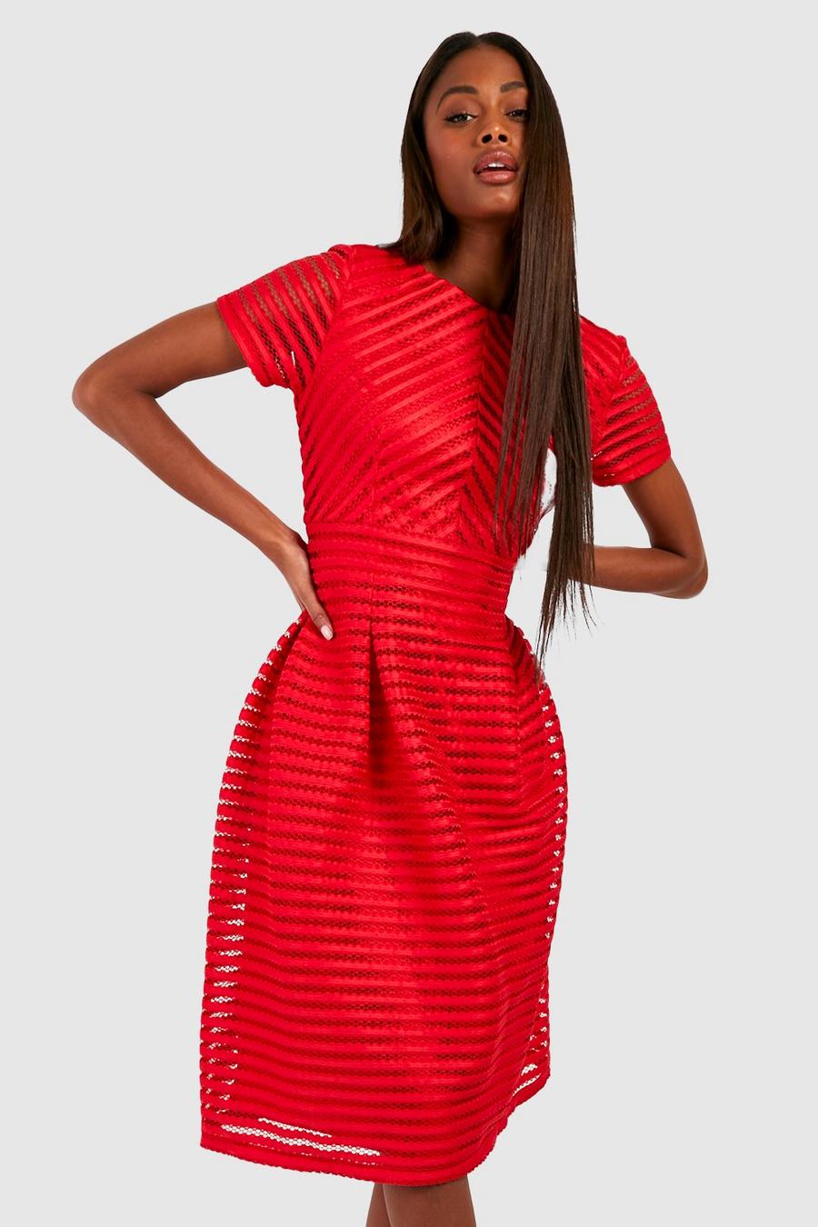 Red röd Boutique Full Skirted Prom Midi Dress