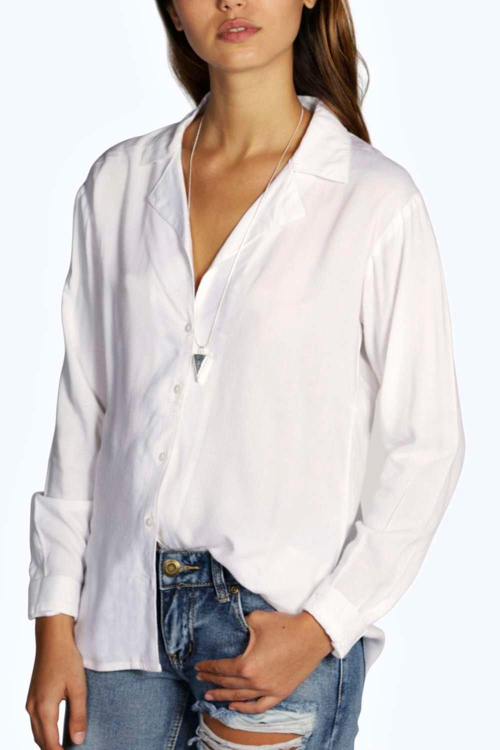 camisa blanca abierta