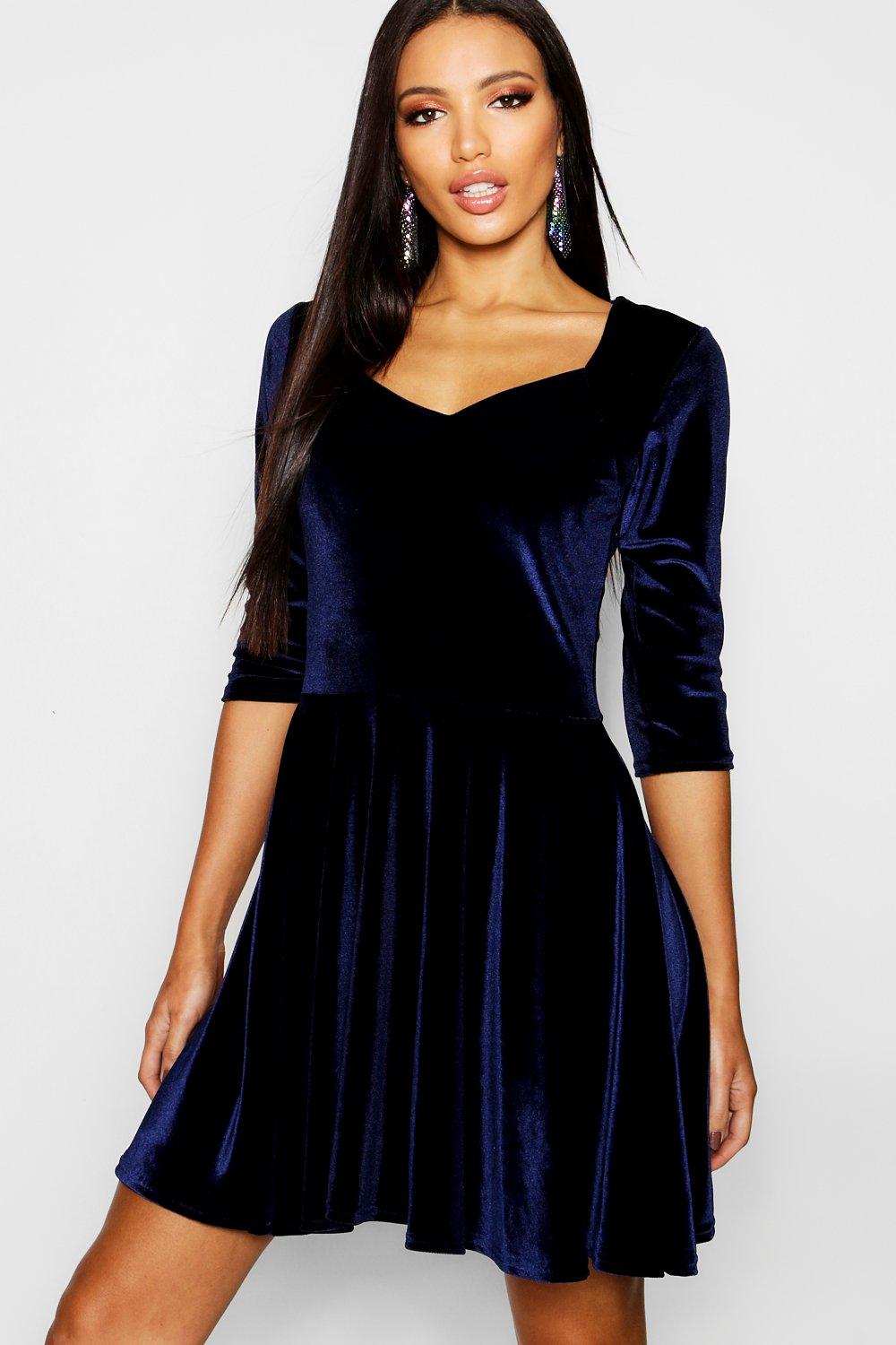 Платье boohoo черное бархатное
