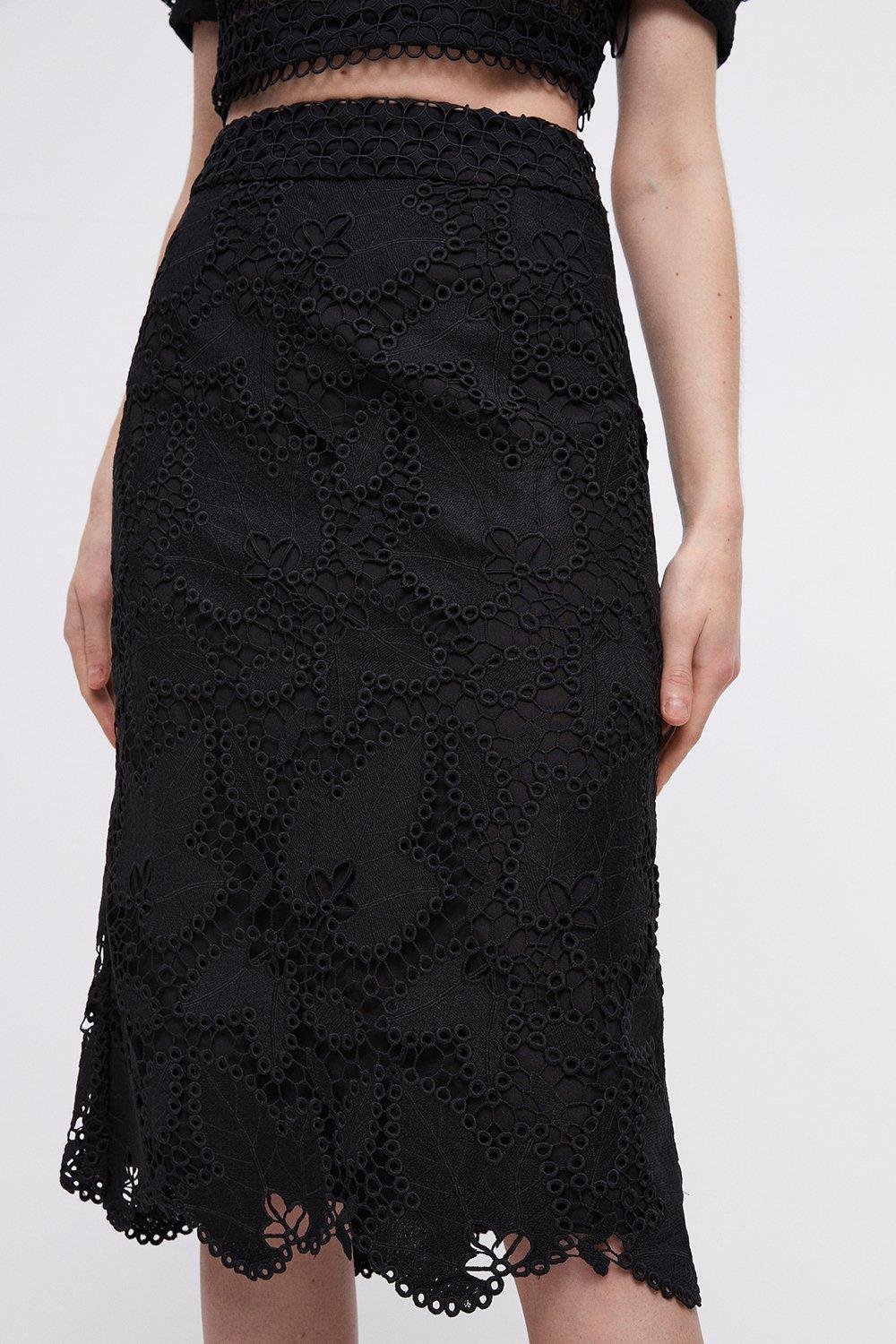 Lace Pencil Skirt