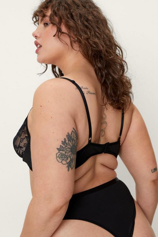 NastyGal Plus Size Underwired Bralette and Panty Set 4