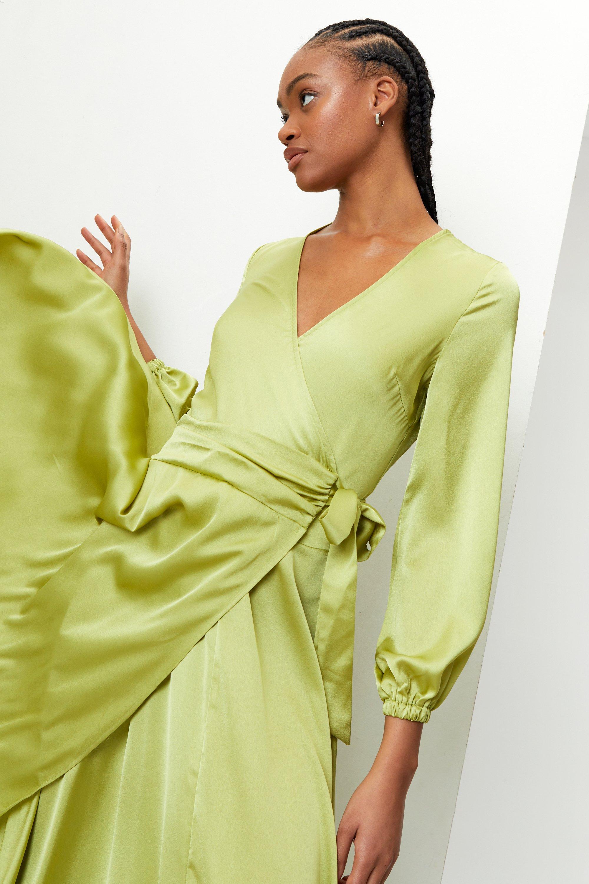 Boohoo green 2025 wrap dress