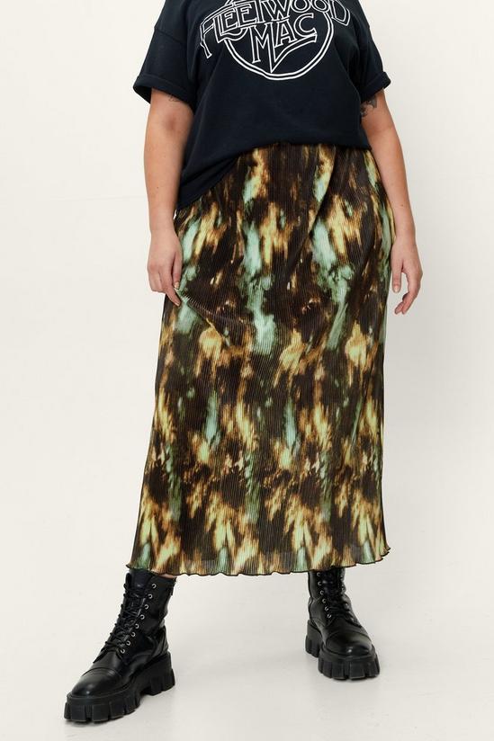 NastyGal Plus Size Plisse Tie Dye Midi Skirt 2