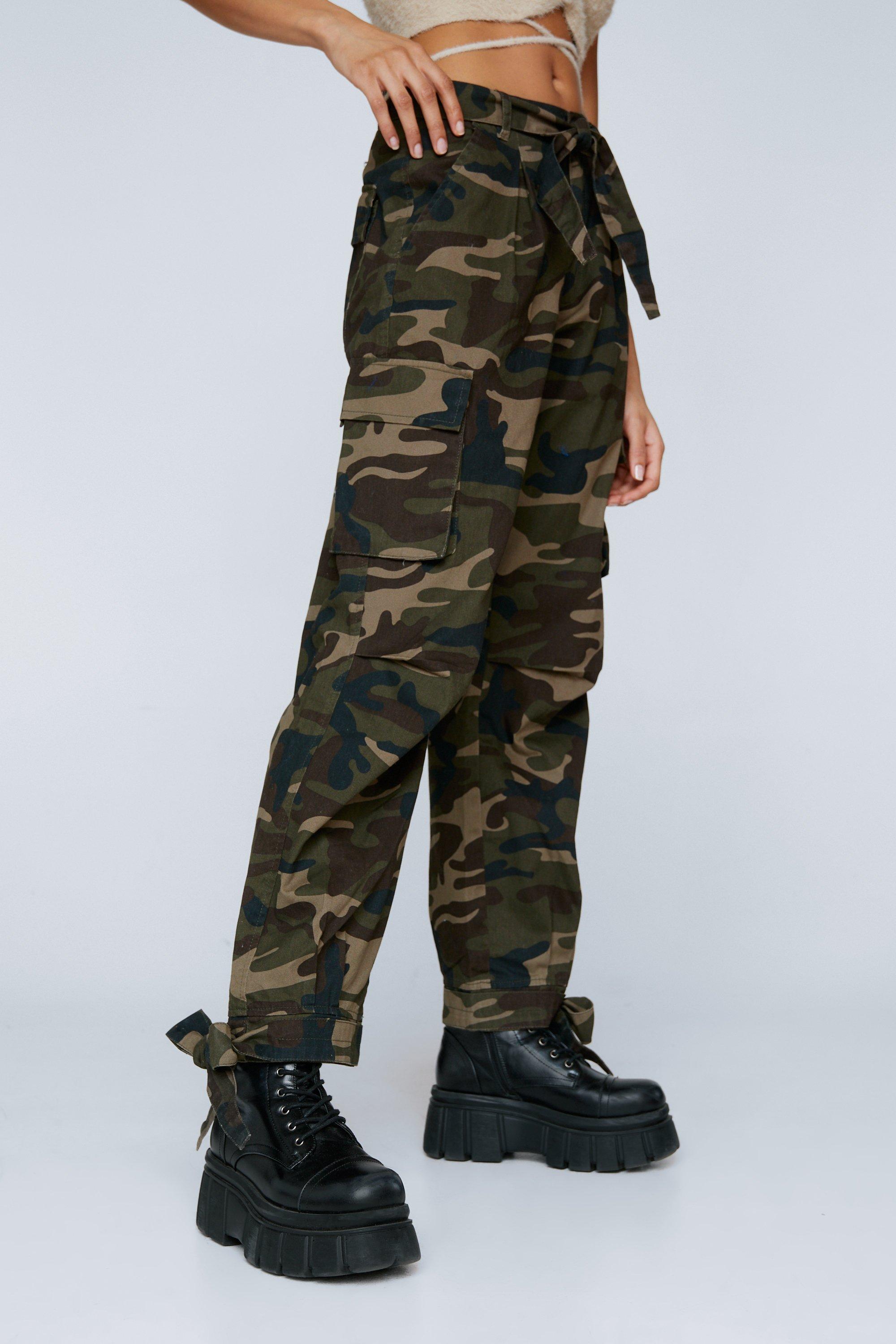 Camo pants hot sale green