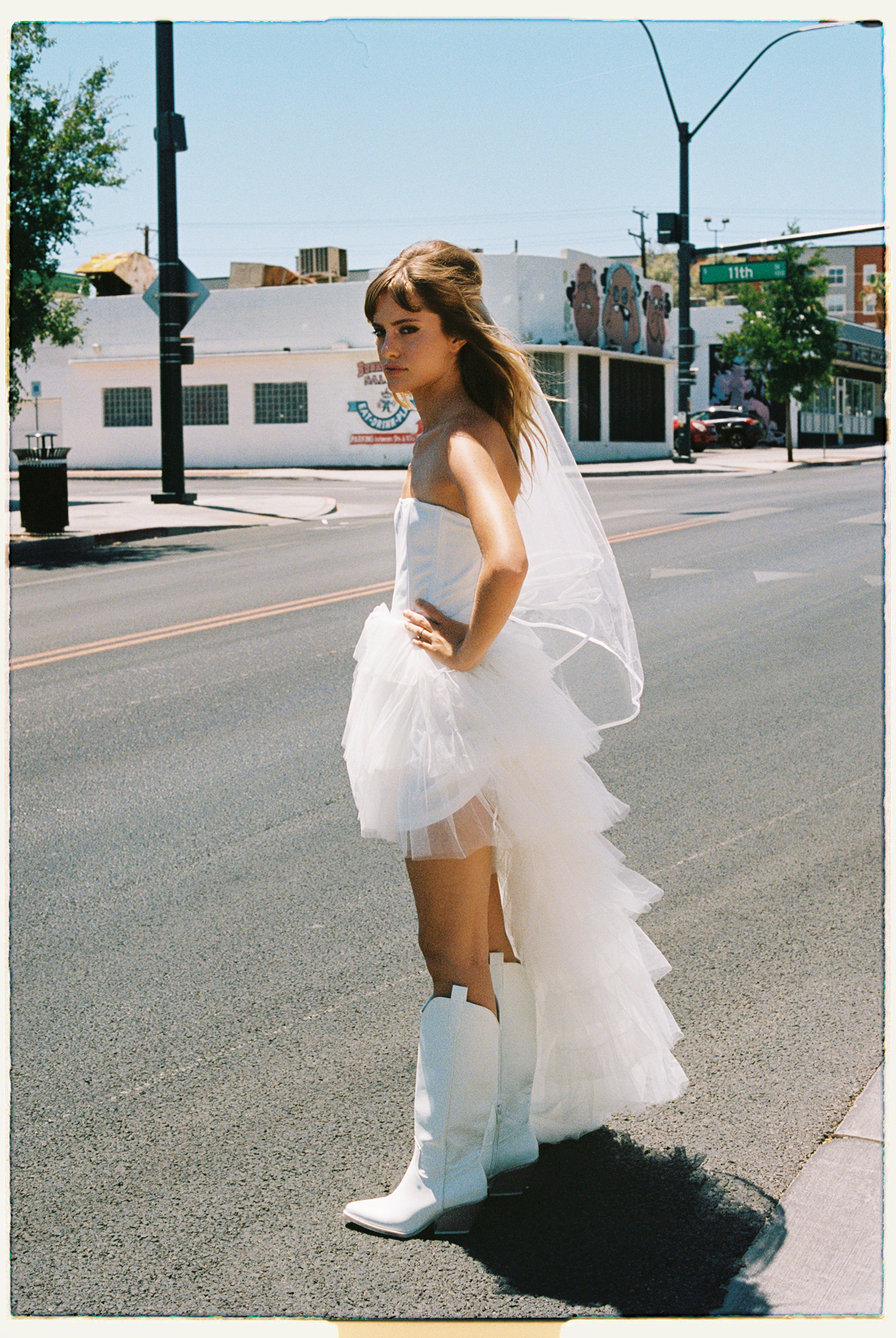 Boohoo white outlet tutu skirt