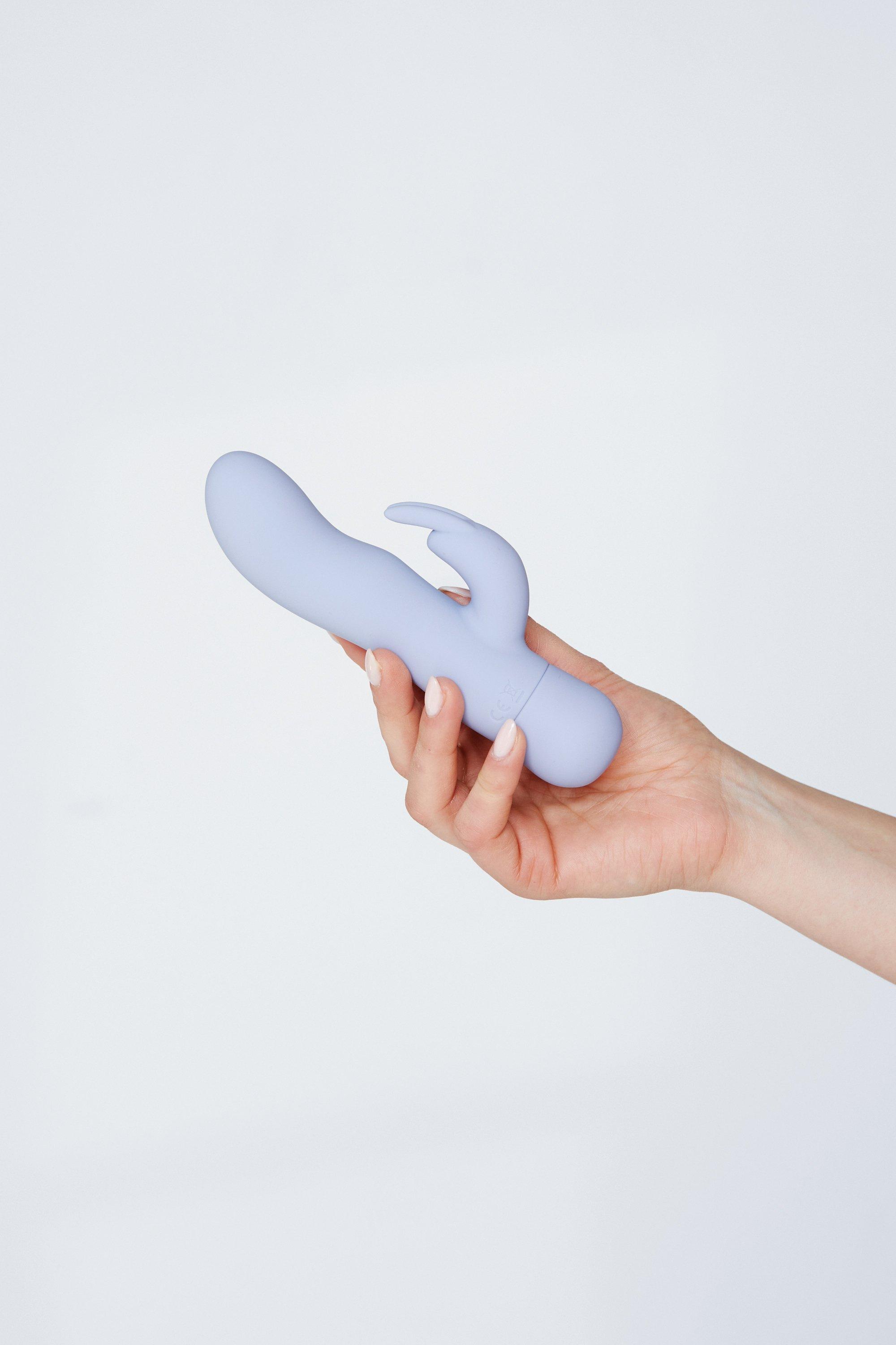 Rabbit Dildo, Body Paint, Blindfold & Restraints Couples Sex Toy Kit |  Boohoo UK