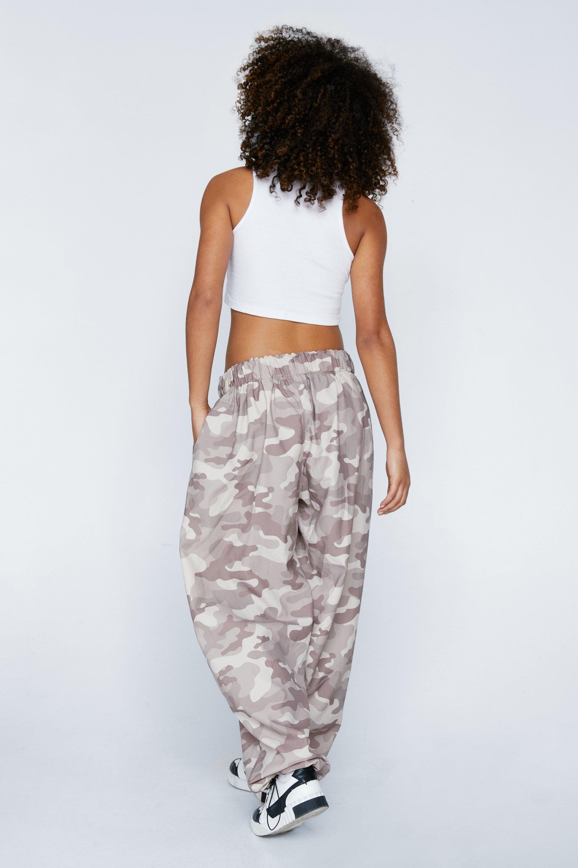 Cargo pants hot sale white camo