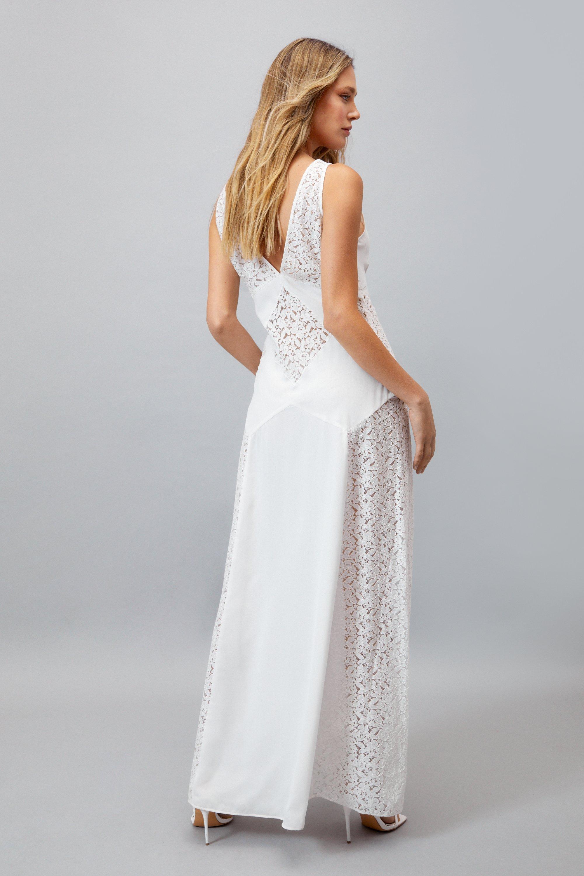 Women s Plunge Lace Panel Maxi Dress Boohoo UK