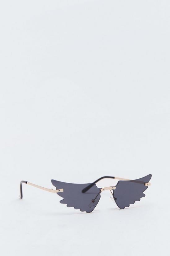 NastyGal Wing Shape Sunglasses 4