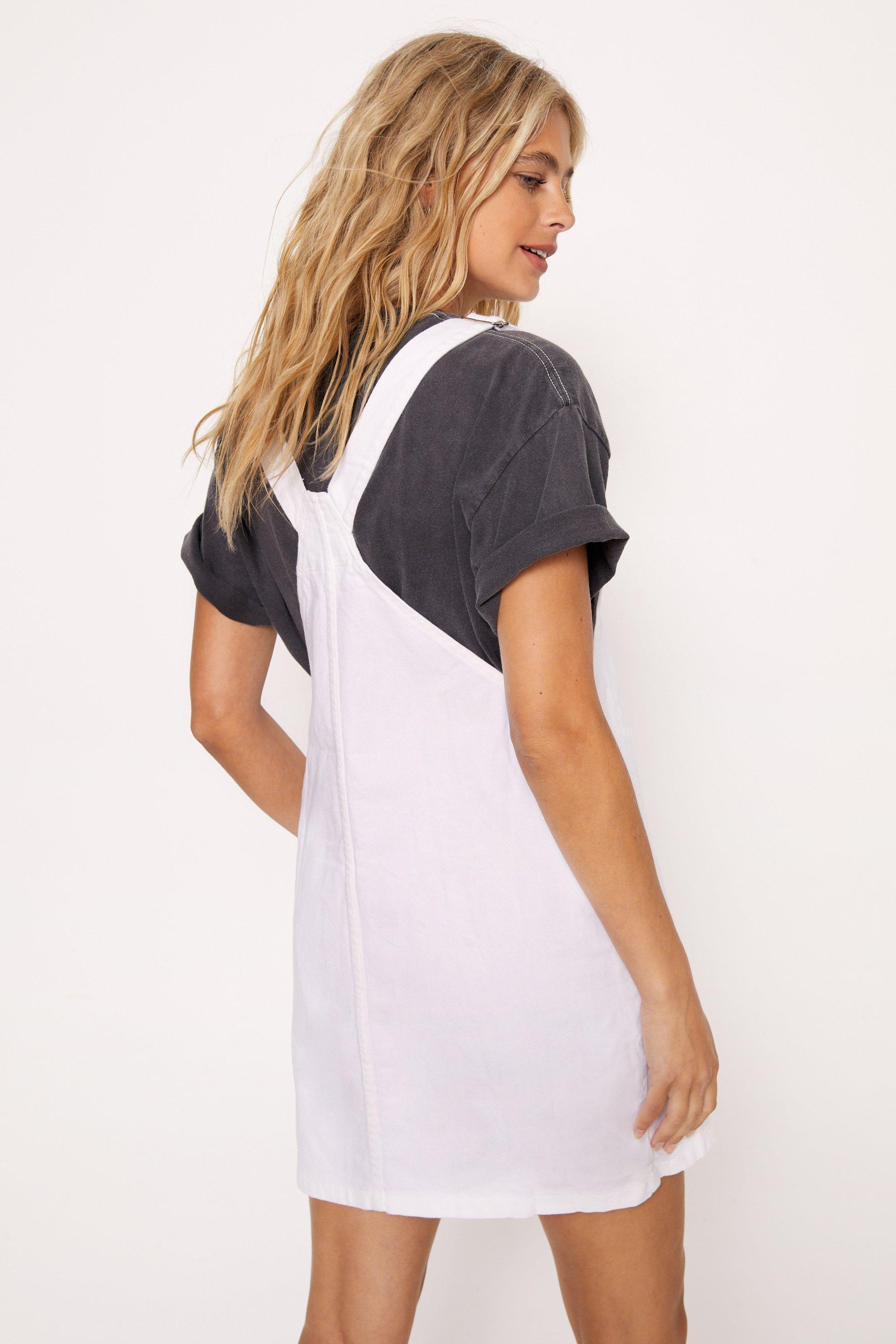 Boohoo hotsell dungaree dress