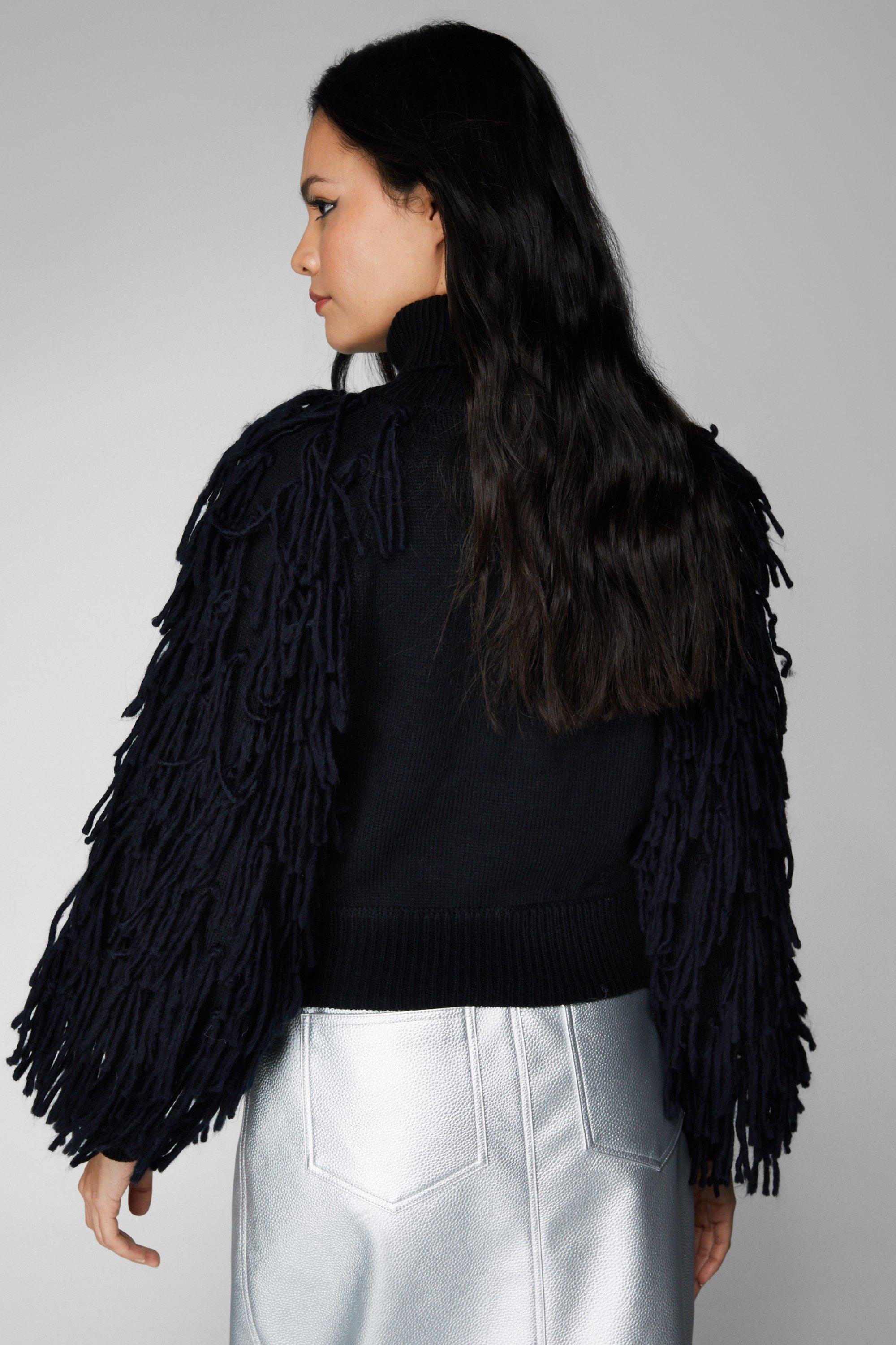 Fringe sleeve clearance jumper