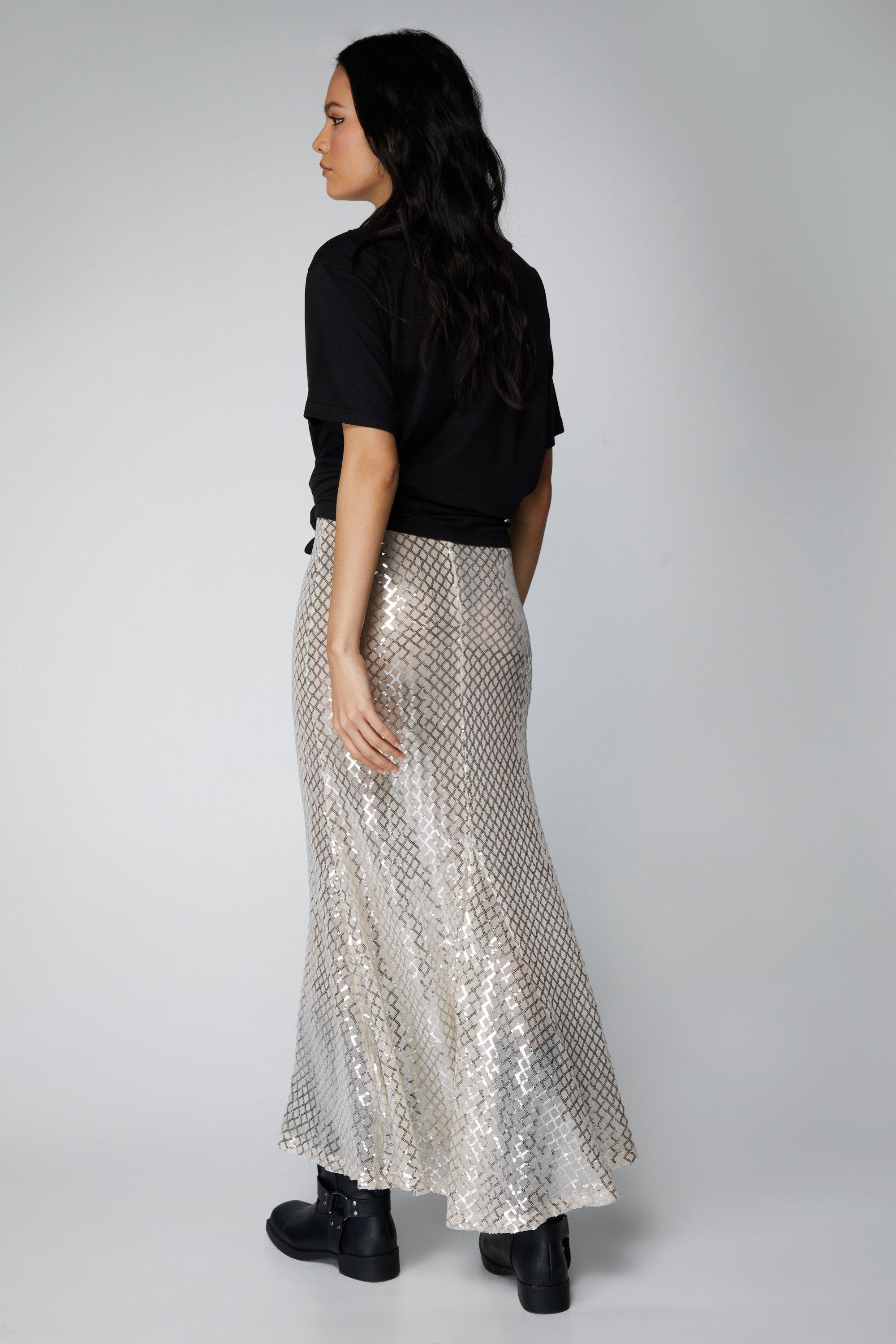 Boohoo silver sequin skirt sale