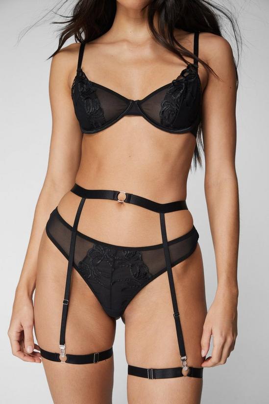 NastyGal Lace Overlay O Ring Underwire 3pc Lingerie Set 2