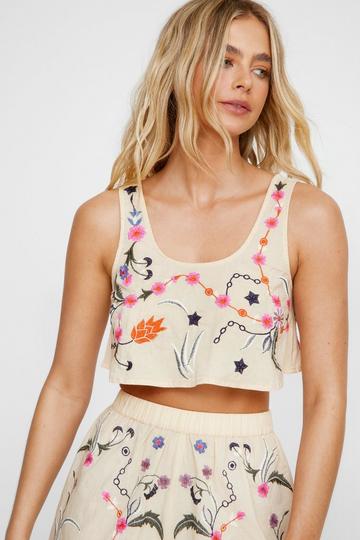 Embroidered Scoop Neck Crop Top ecru