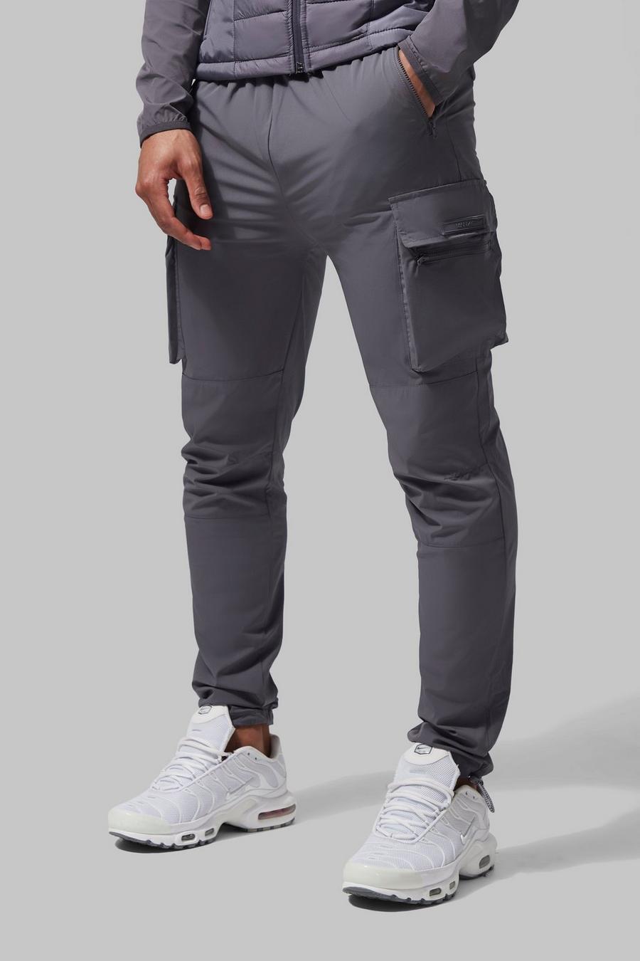 Charcoal gris מכנסי ריצה דגמ"ח ספורטיביים קלילים עם כיתוב Man  image number 1