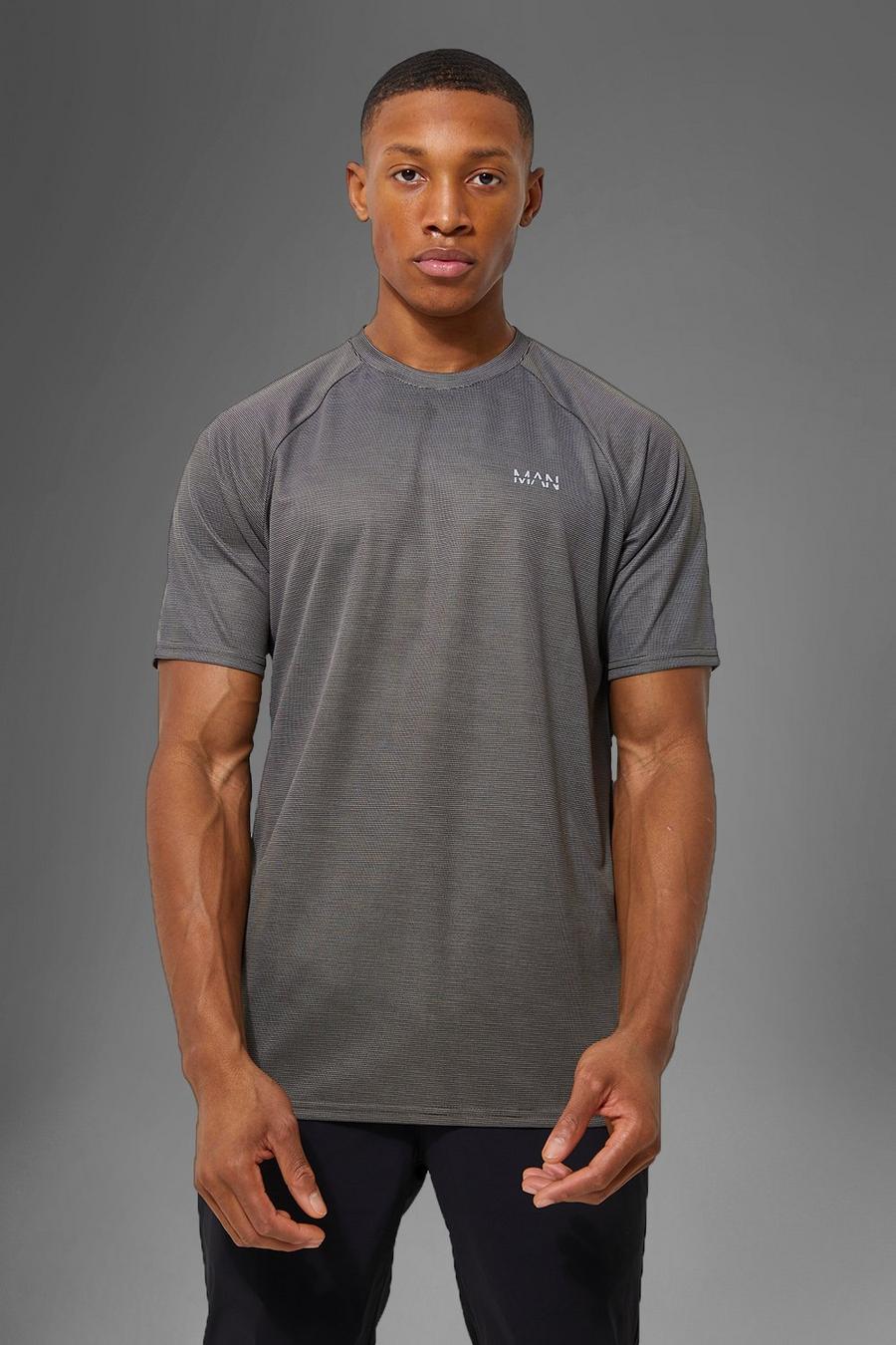 Khaki Man Active Precision T Shirt image number 1