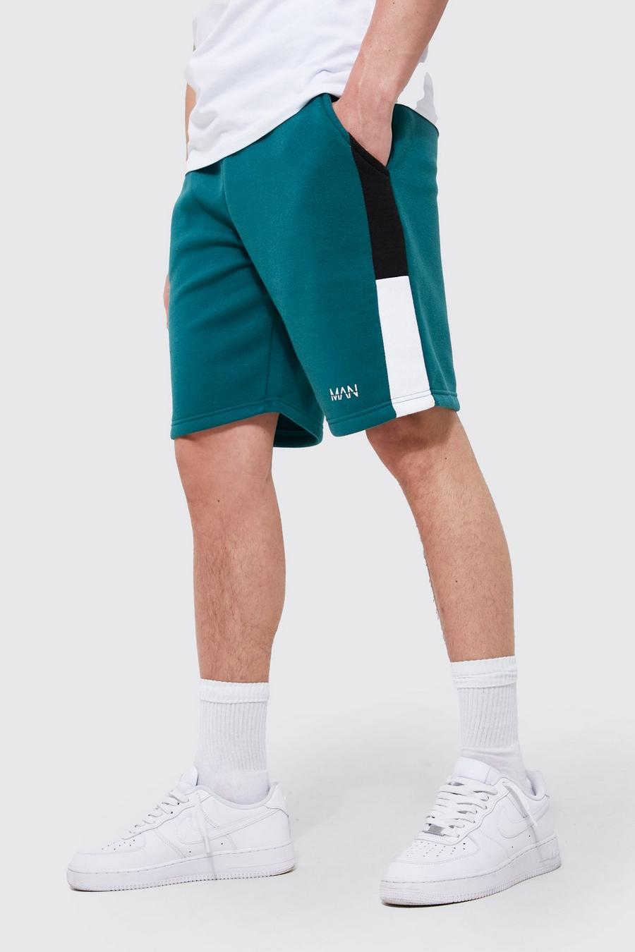 Green Loose Fit Man Colour Block Jersey Shorts image number 1
