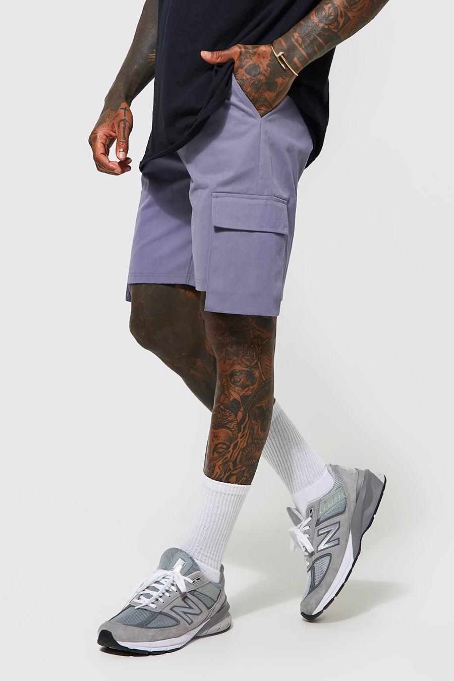 Grey Regular Fit Cargo Shorts With Dropped Pockets image number 1