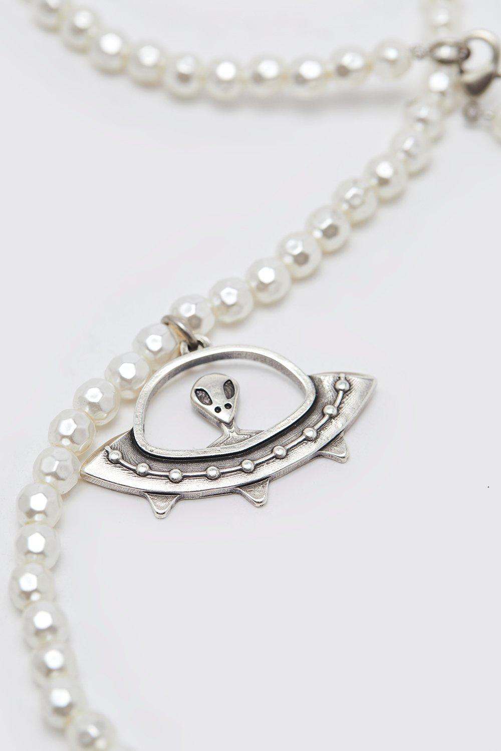 Ufo necklace shop with pearls