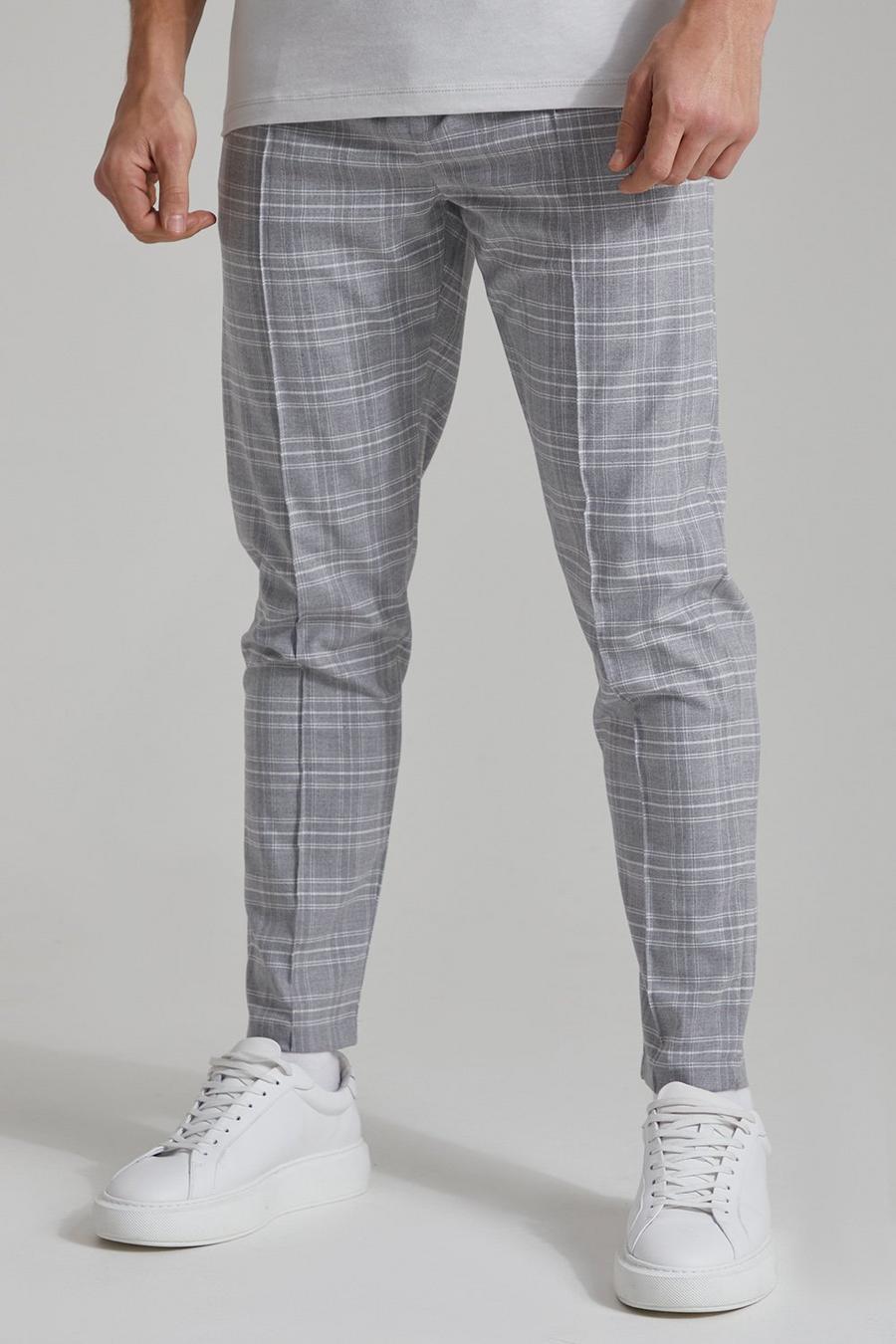 Tapered Elasticated Pintuck Check Trouser | boohoo