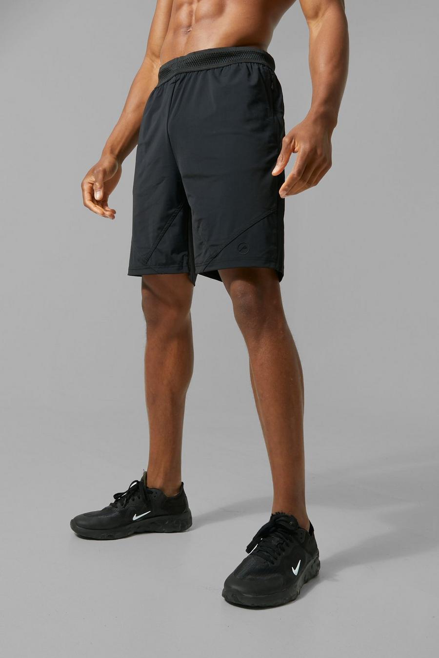 Black svart MAN Active Träningsshorts med stretch image number 1