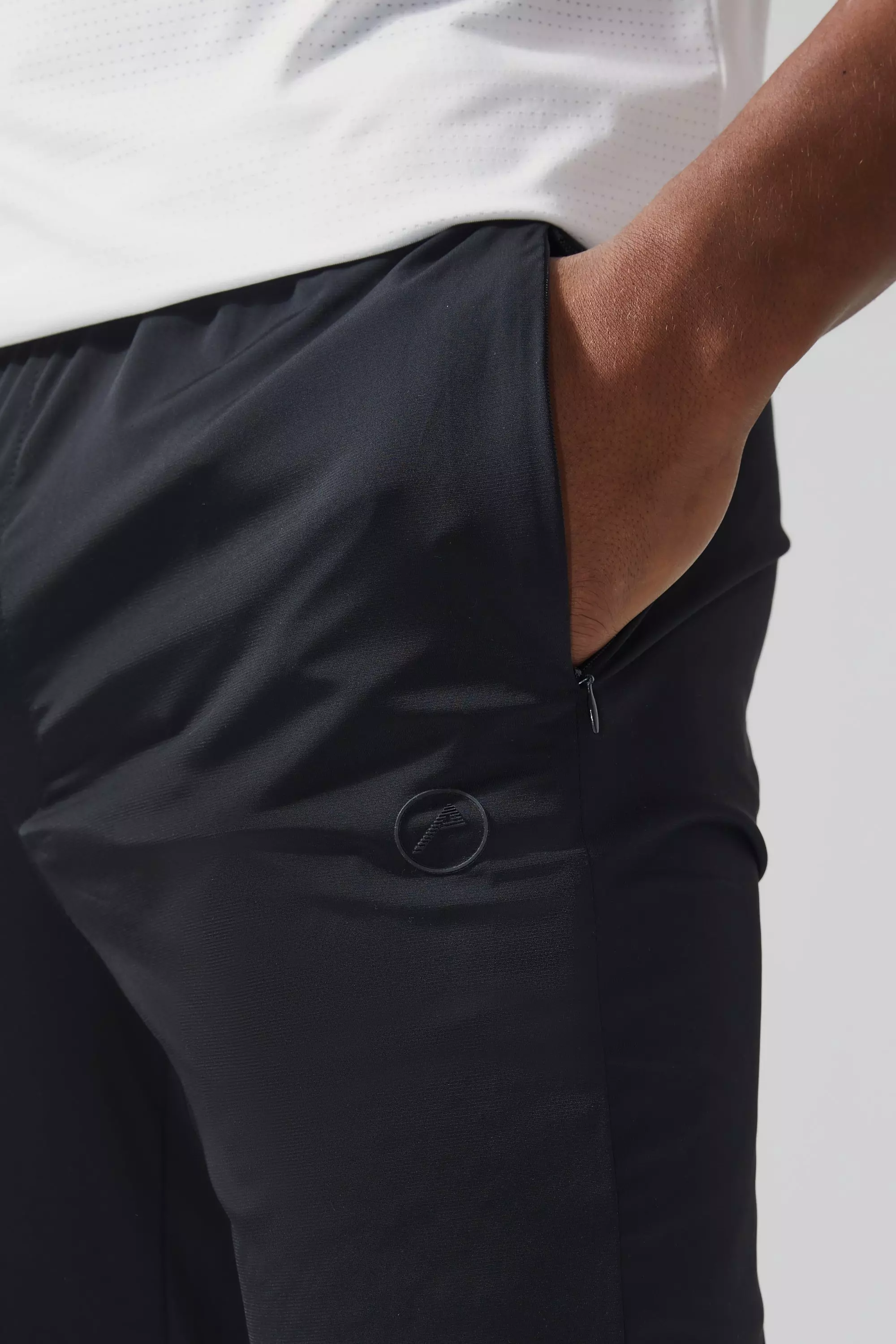 Black Man Active Ultra Stretch Skinny Jogger alternative image