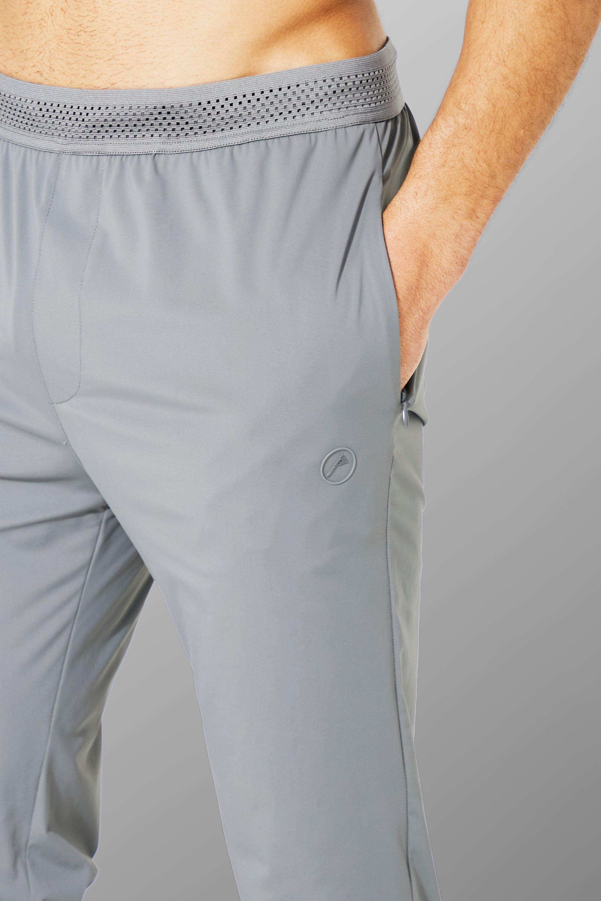 Man Active Ultra Stretch Jogger