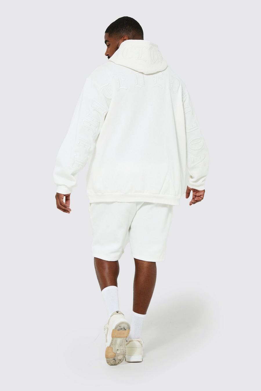Ecru bianco חליפת טרנינג עם שורט ורקמה בתלת ממד, מידות גדולות