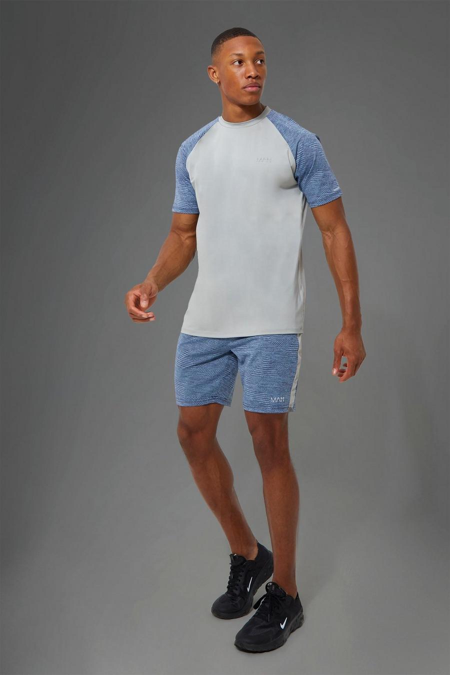 Blue bleu Man Active Gym Jacquard Shorts  image number 1