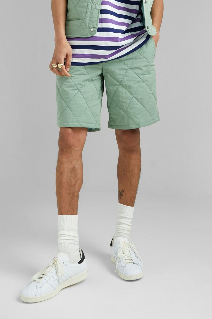 Sage Nylon Gebleekte Gewatteerde Shorts Met Stiksels image number 1