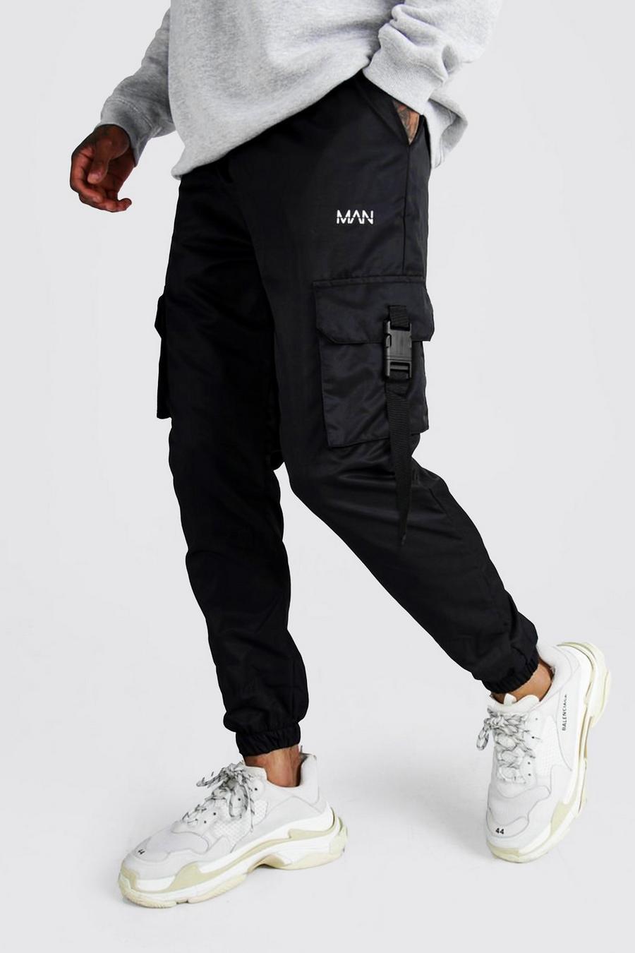 Black Man Slim Fit Soft-Shell Cargo Joggingbroek Met Elastische Taille image number 1