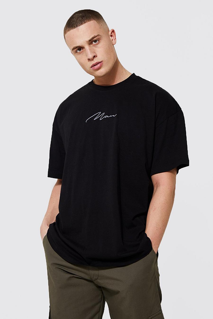 Camiseta oversize con cuello de caja y firma MAN, Black image number 1