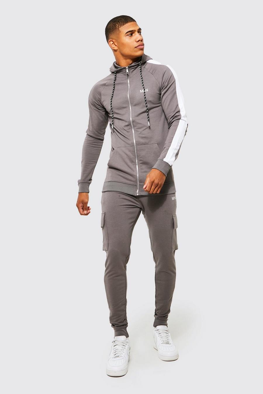 Charcoal Man Muscle Fit Tracksuit With Cargo Pocket image number 1