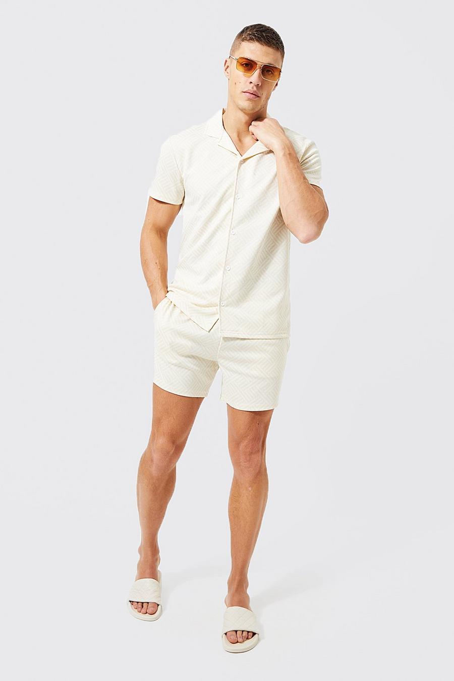 Sand beige Kortärmad mönstrad skjorta och shorts
