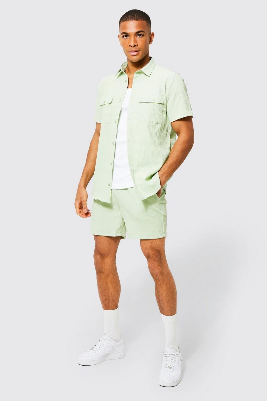Light green grön Kortärmad skjorta och shorts med dekorativa sömmar