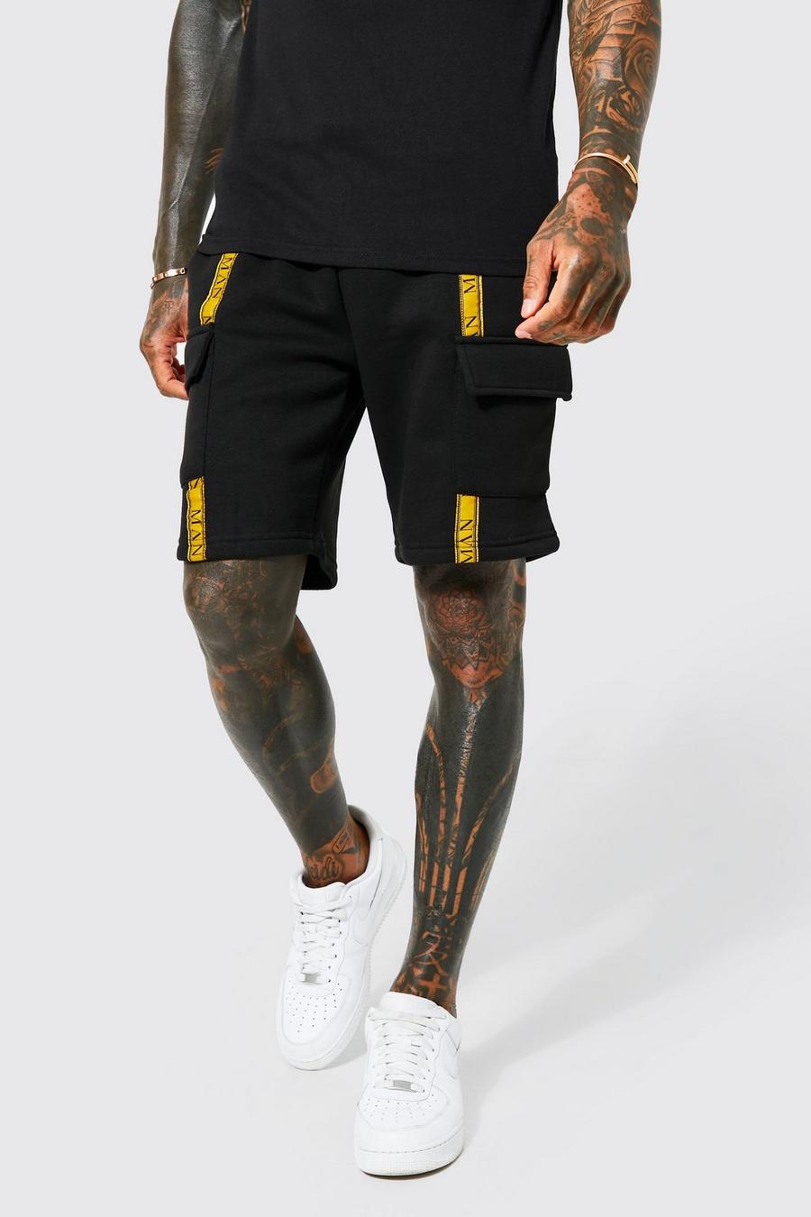 Black Loose Fit Man Mid Length Cargo Shorts image number 1