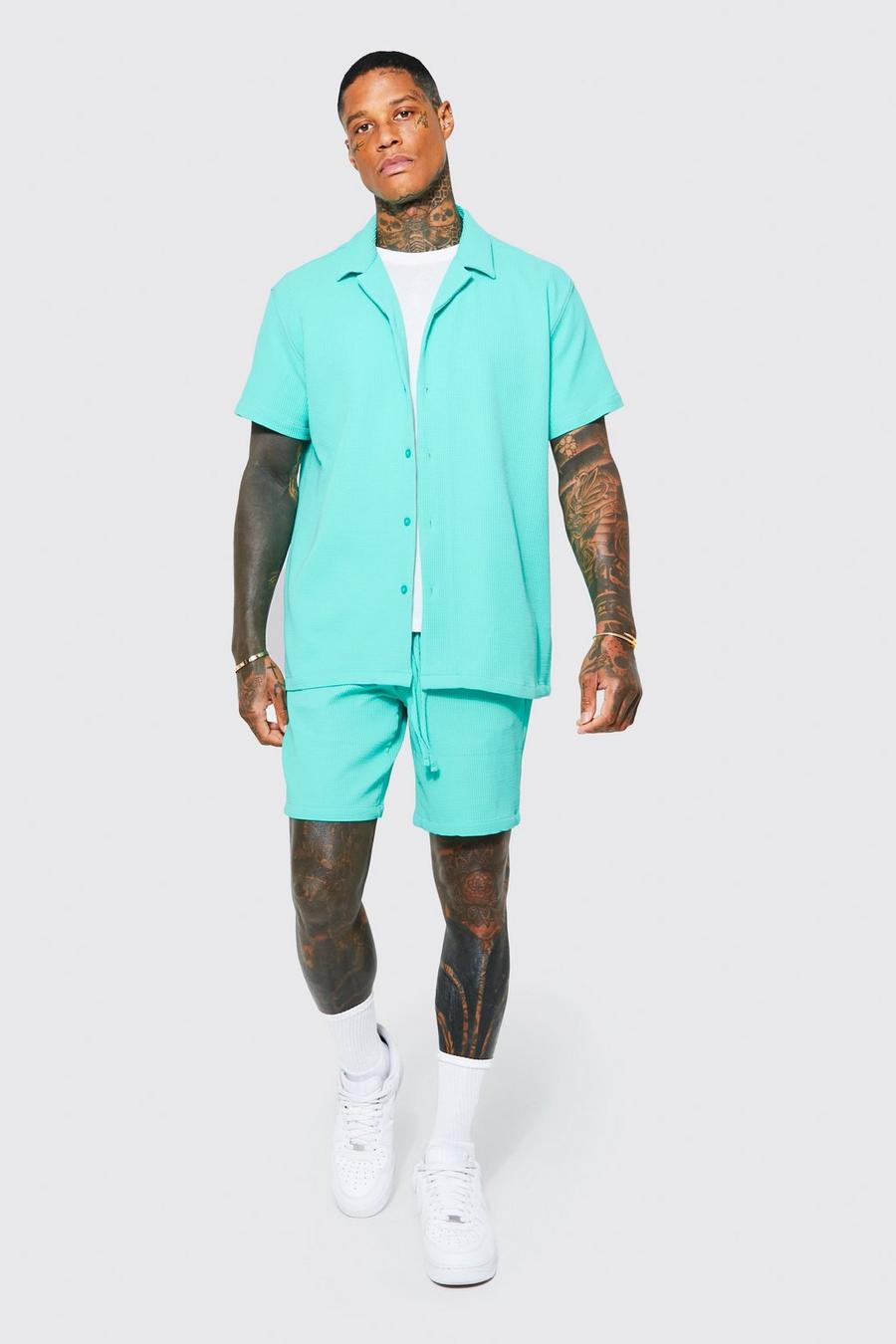 Green Oversized Geplooid Overhemd Met Korte Mouwen En Shorts image number 1