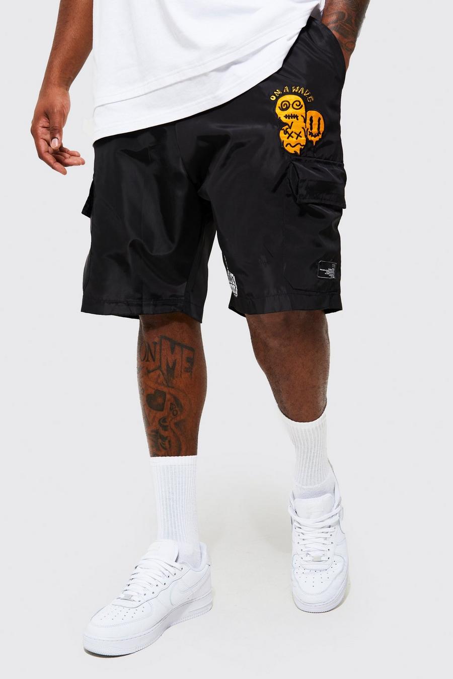 Black Plus Shell Cargo Short With Applique image number 1